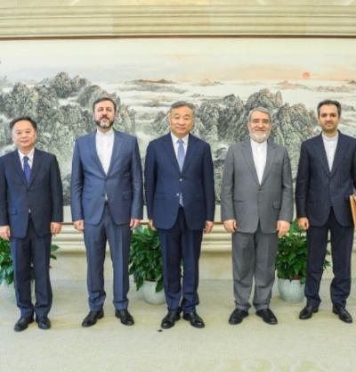 外交部副部长苗得雨在北京会见伊朗外交部副部长加里布阿巴迪。